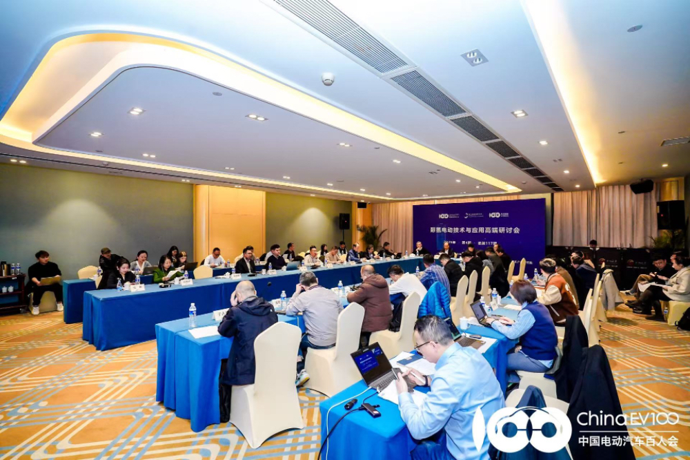 数十位业内专家共识：低碳商用车技术“多元、协同”是关键